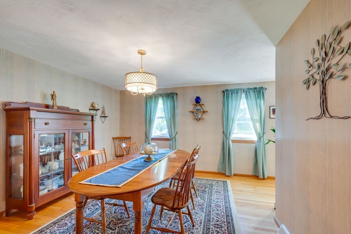 Single Family Residence at 9 Beatty Ln, Easton MA 02375, photo 12 of 34