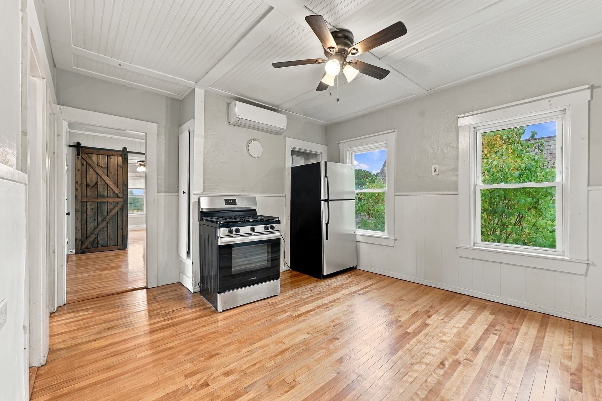 2 Family - 2 Units Up/Down at 9 Mount Avenue, Worcester MA 01606, Worcester, photo 23 of 42