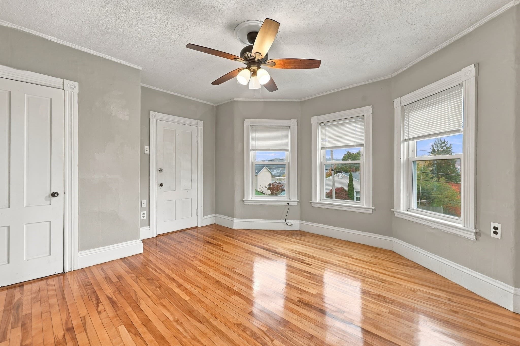 2 Family - 2 Units Up/Down at 9 Mount Avenue, Worcester MA 01606, Worcester, photo 33 of 42