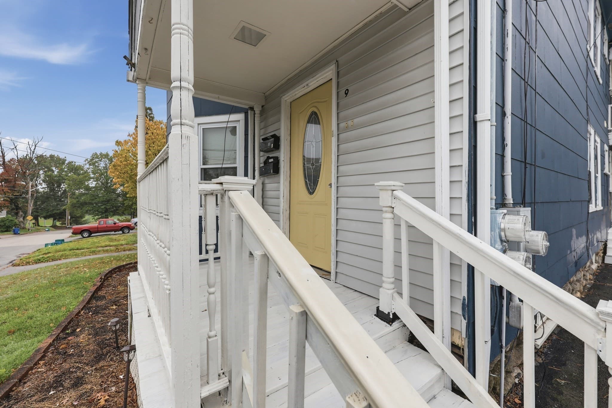 2 Family - 2 Units Up/Down at 9 Mount Avenue, Worcester MA 01606, Worcester, photo 4 of 42