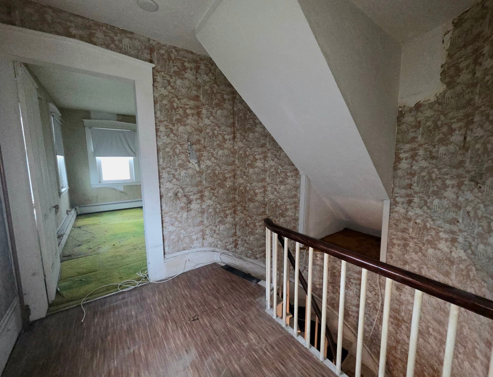 Single Family Residence at 4 Upham St, Salem MA 01970, photo 17 of 38