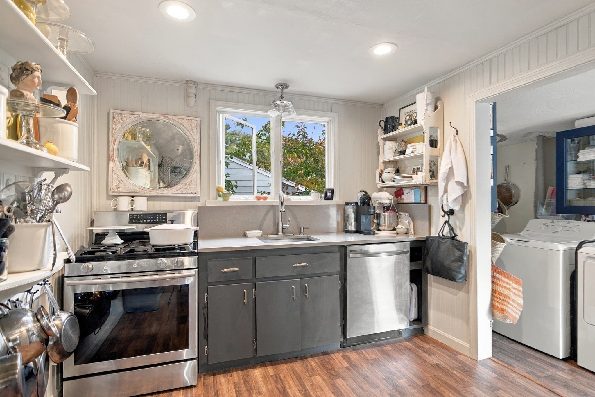 Single Family Residence at 20 Fairbanks St, Wareham MA 02571, photo 5 of 33
