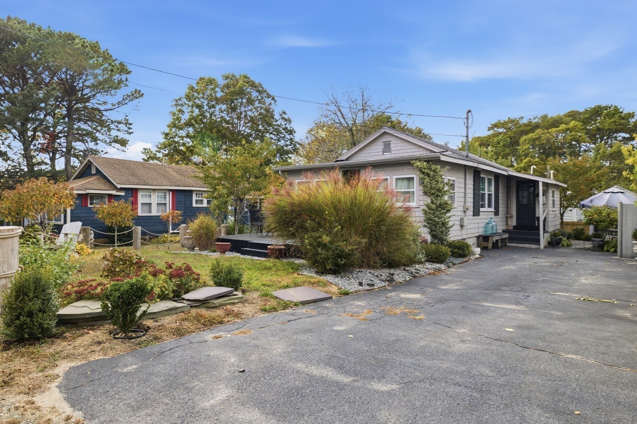 Single Family Residence at 20 Fairbanks St, Wareham MA 02571, photo 4 of 33