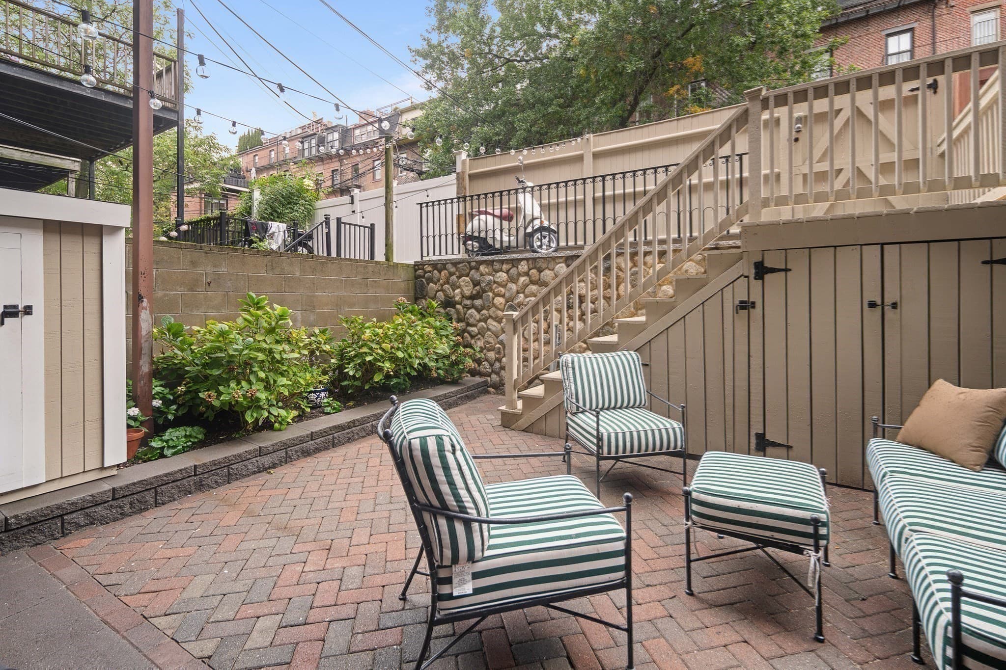 Condominium at 7 Concord Sq # 1, Boston MA 02118, Boston, photo 12 of 23