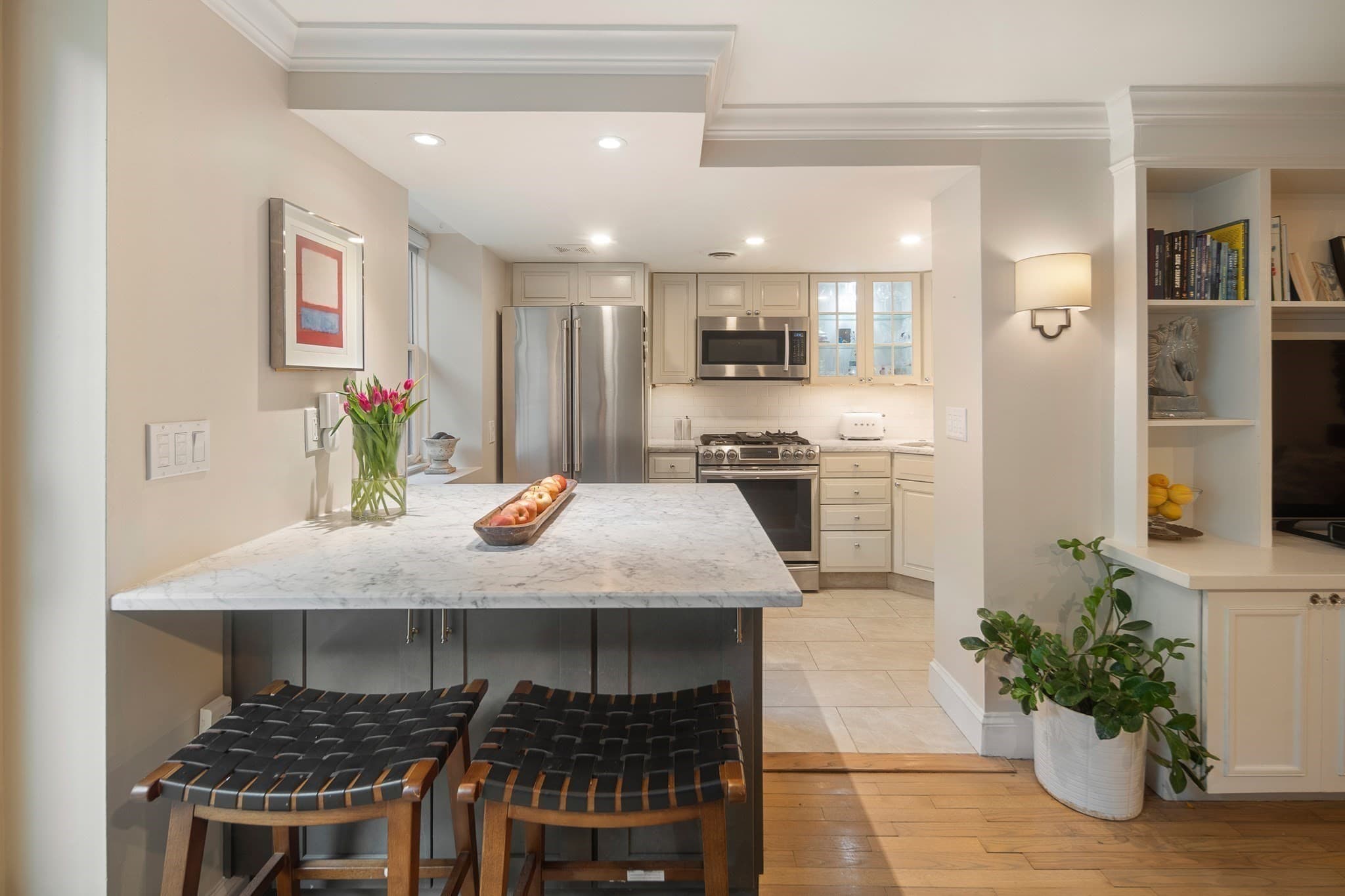 Condominium at 7 Concord Sq # 1, Boston MA 02118, Boston, photo 5 of 23