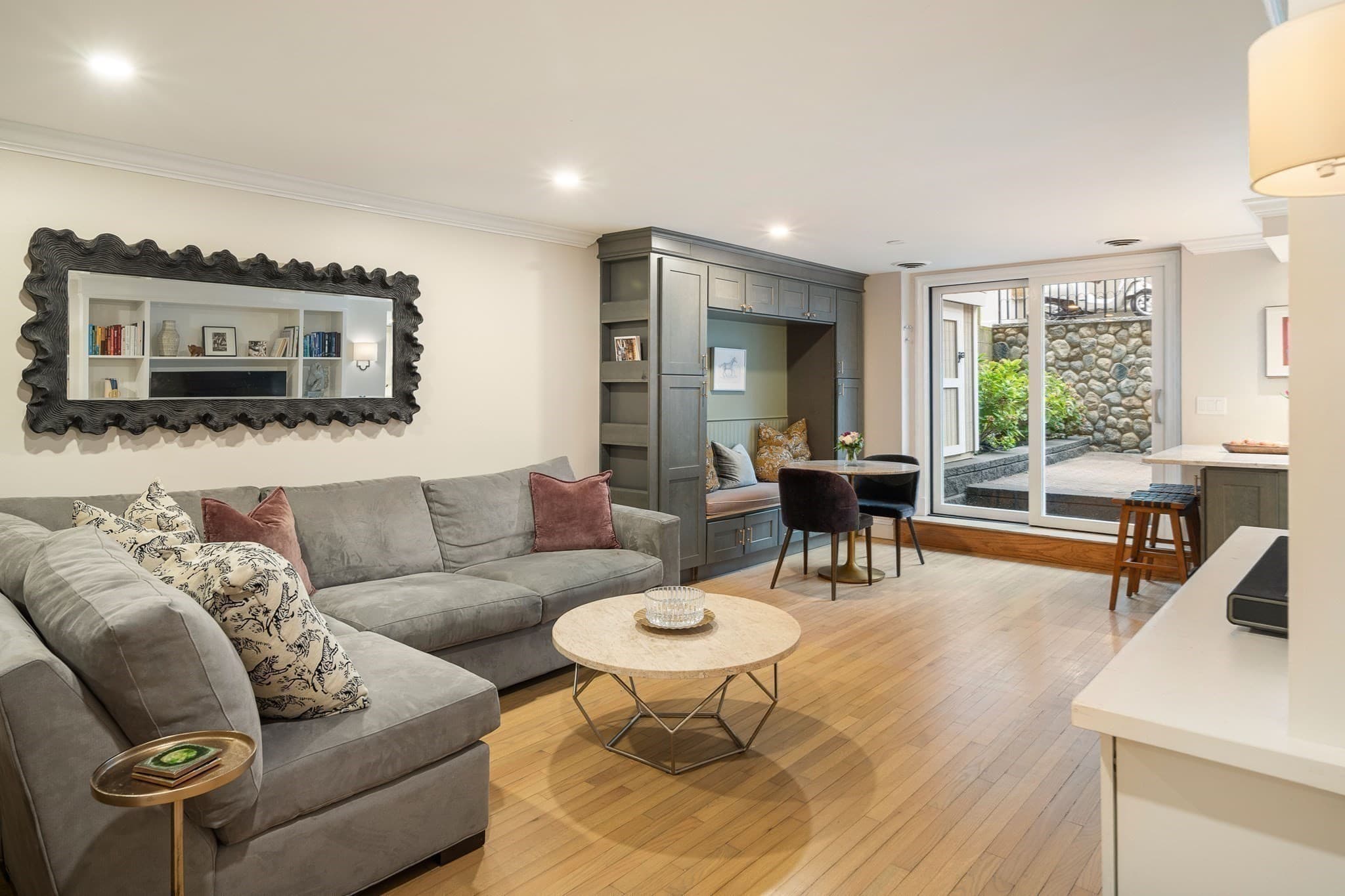 Condominium at 7 Concord Sq # 1, Boston MA 02118, Boston, photo 10 of 23
