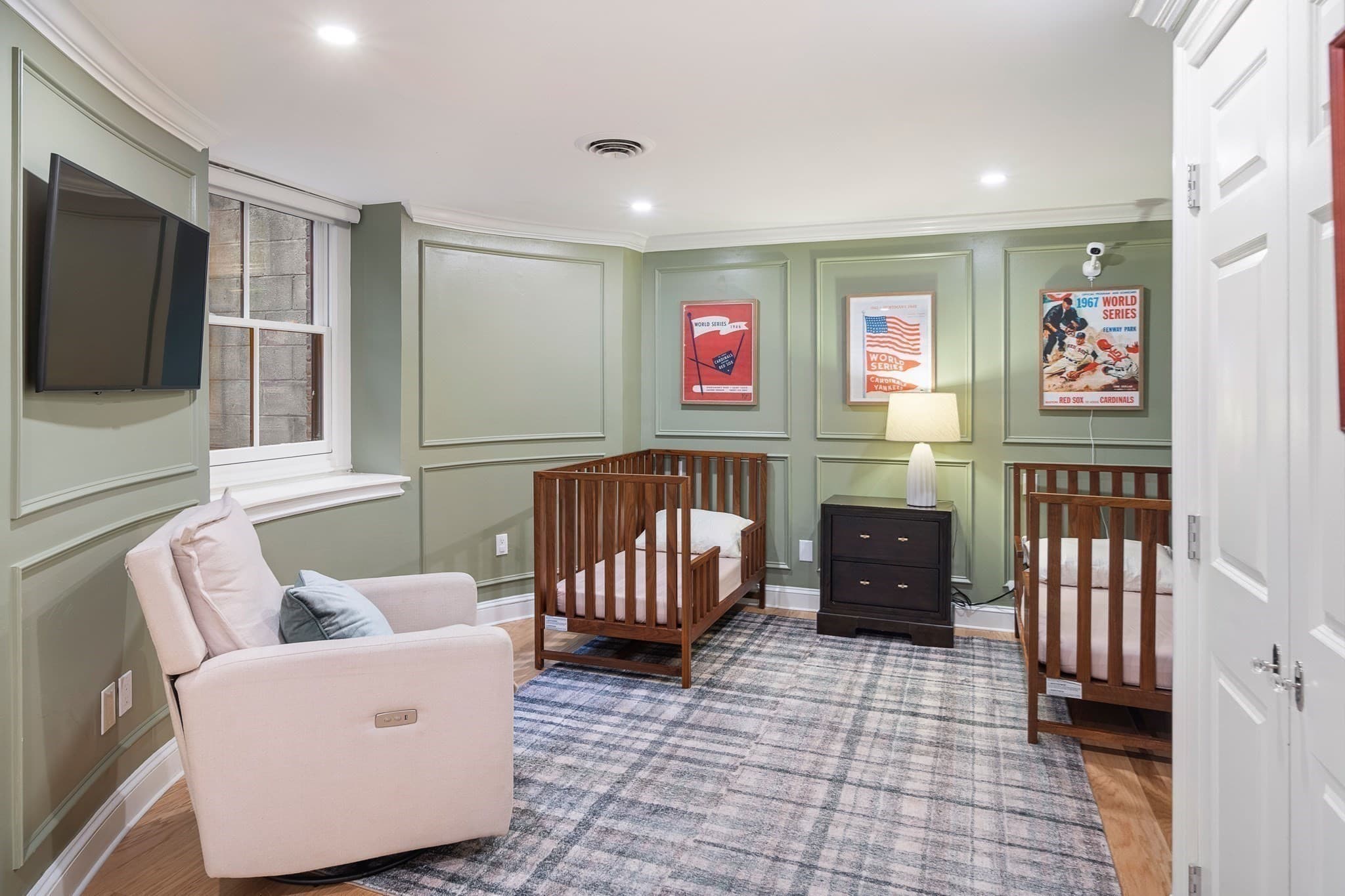 Condominium at 7 Concord Sq # 1, Boston MA 02118, Boston, photo 18 of 23