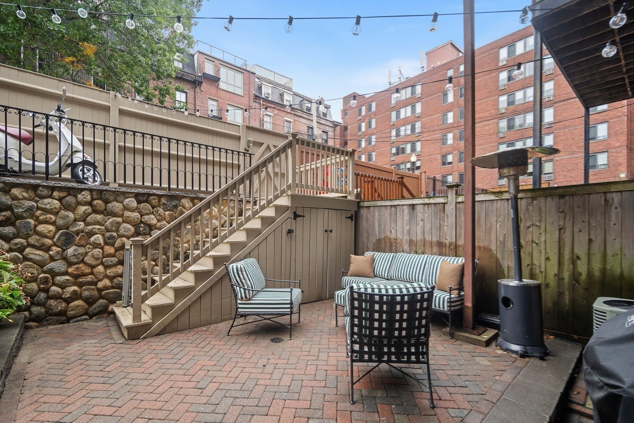 Condominium at 7 Concord Sq # 1, Boston MA 02118, Boston, photo 11 of 23