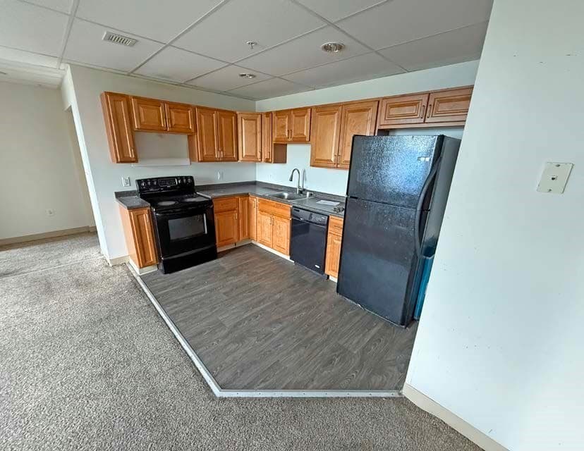 5+ Family - 5+ Units Up/Down at 11-21 Lawrence Street, Lawrence MA 01840, photo 6 of 15