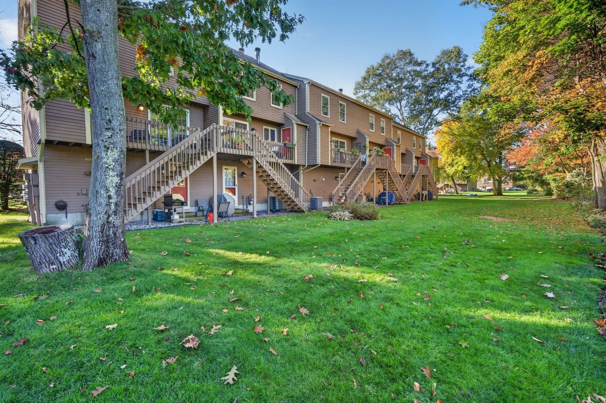 Condominium at 98 Heritage Drive # 98, Tewksbury MA 01876, Tewksbury, photo 38 of 42