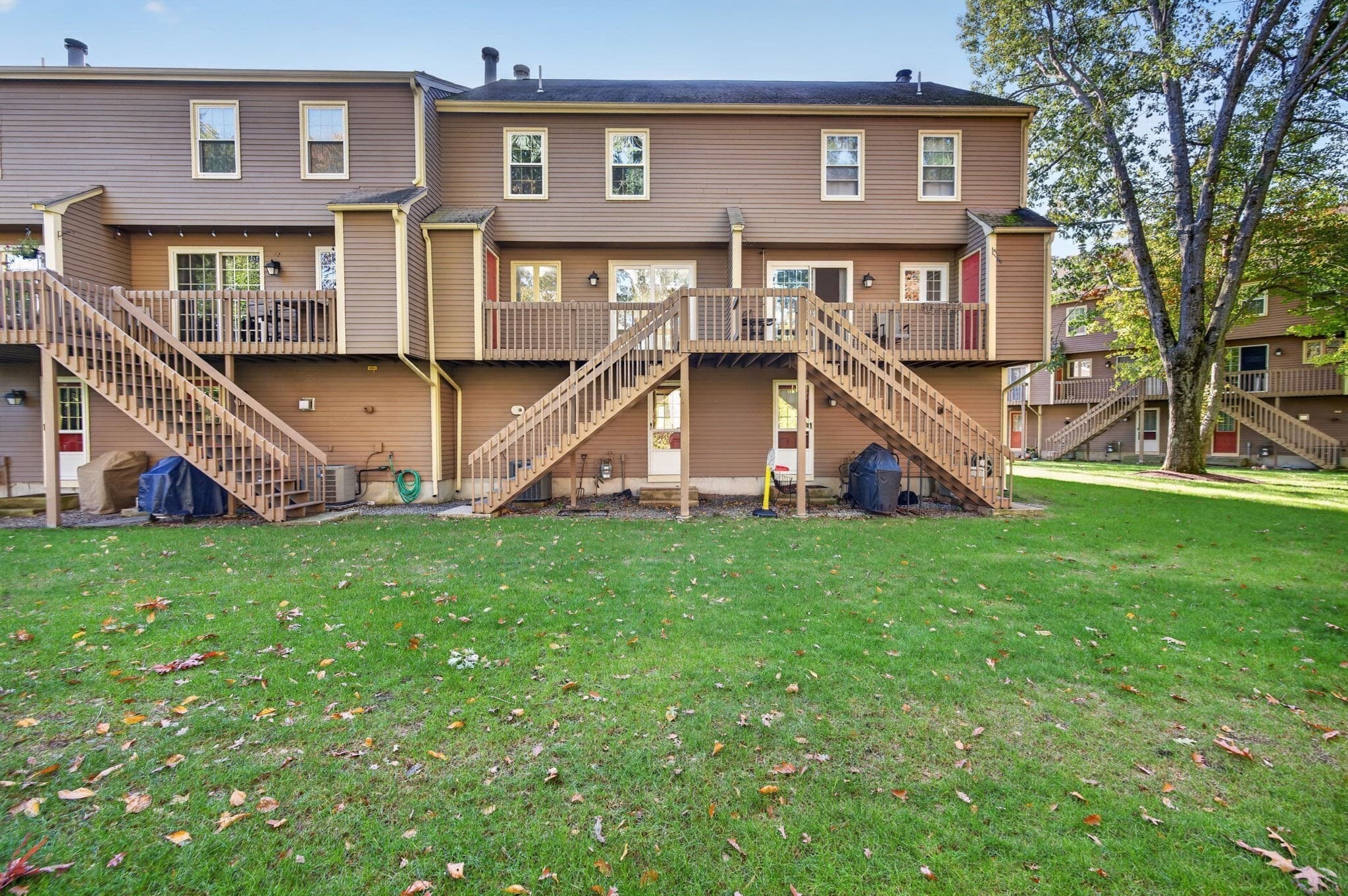Condominium at 98 Heritage Drive # 98, Tewksbury MA 01876, Tewksbury, photo 33 of 42