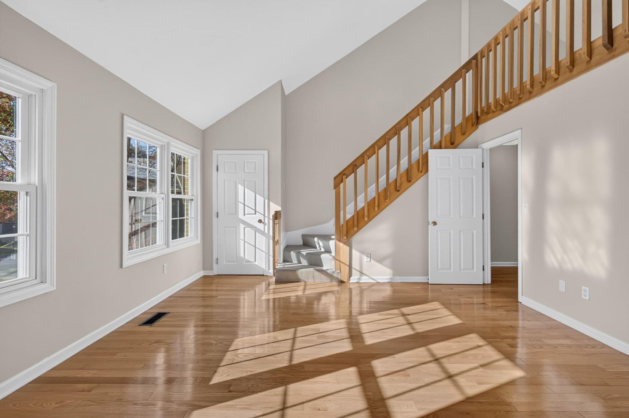 Condominium at 98 Heritage Drive # 98, Tewksbury MA 01876, Tewksbury, photo 4 of 42