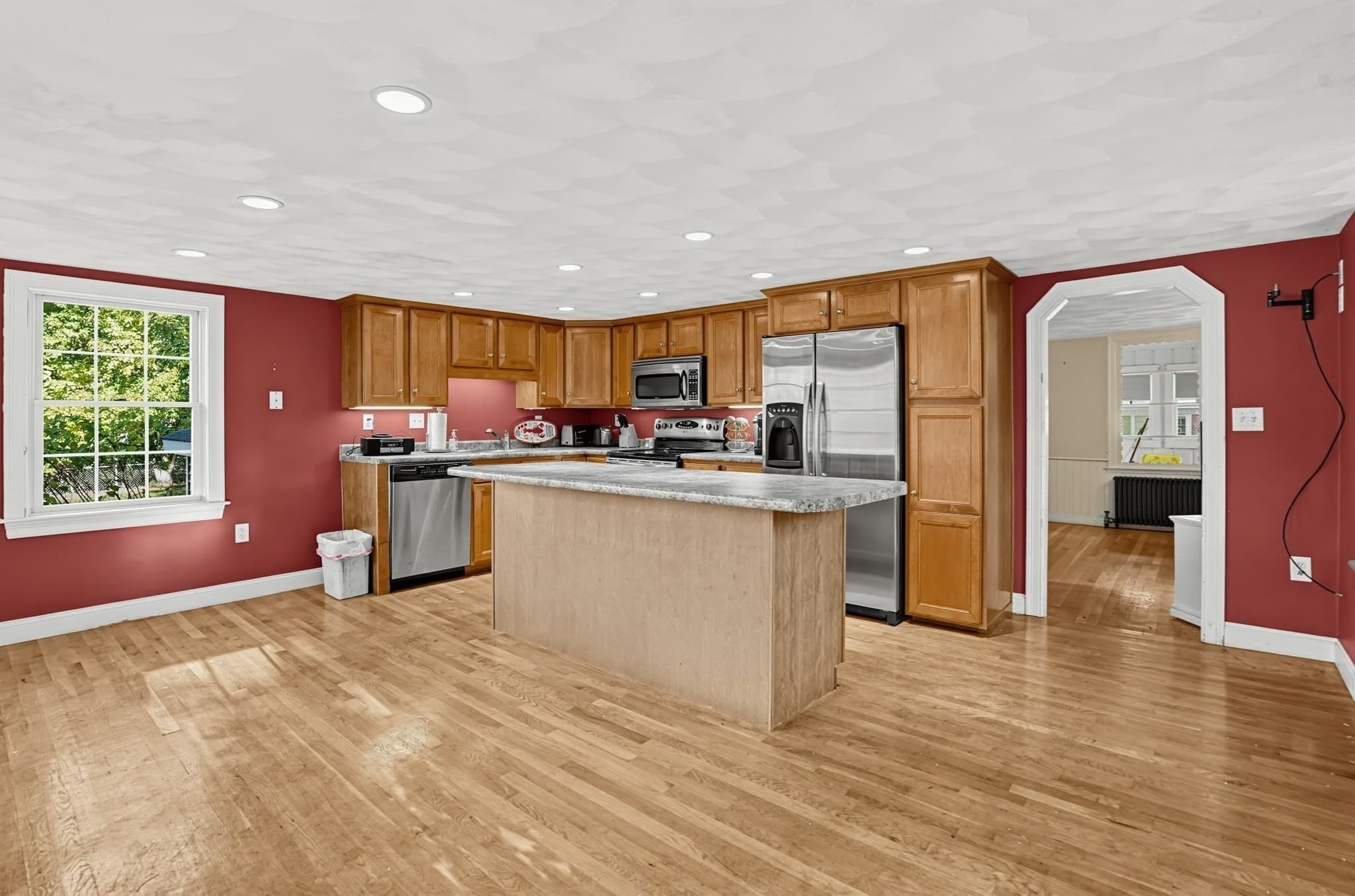 Single Family Residence at 40 Sachem St, Billerica MA 01821, Billerica, photo 17 of 30