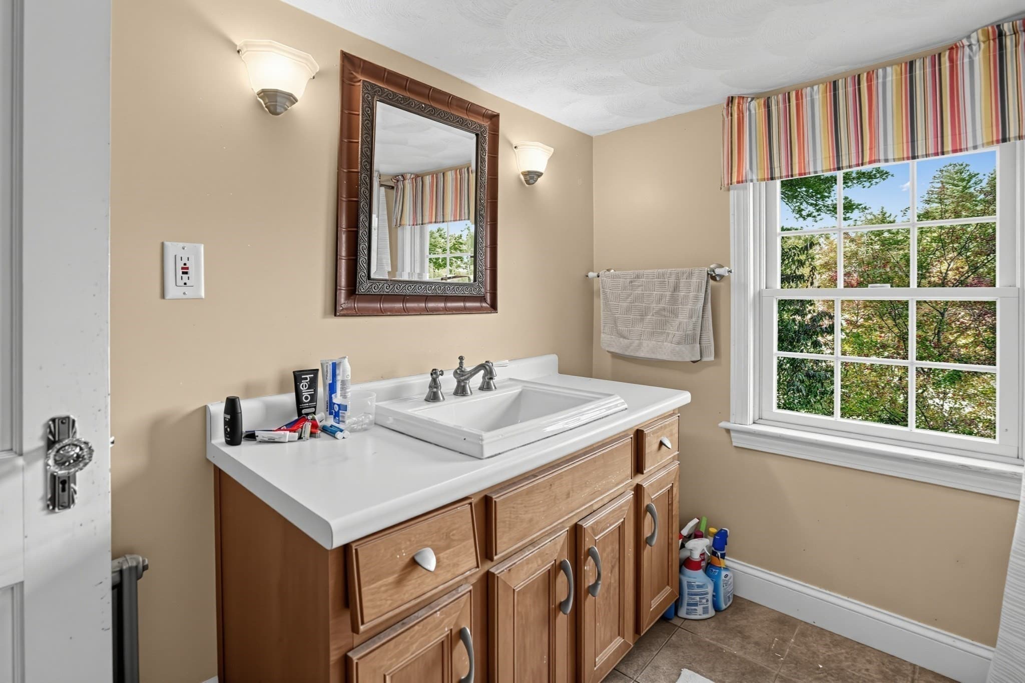 Single Family Residence at 40 Sachem St, Billerica MA 01821, Billerica, photo 20 of 30