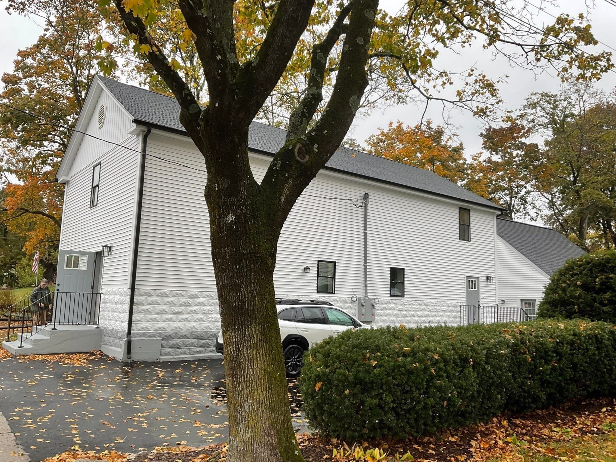 Single Family Residence at 50A Douglas Street, Uxbridge MA 01569, photo 3 of 32