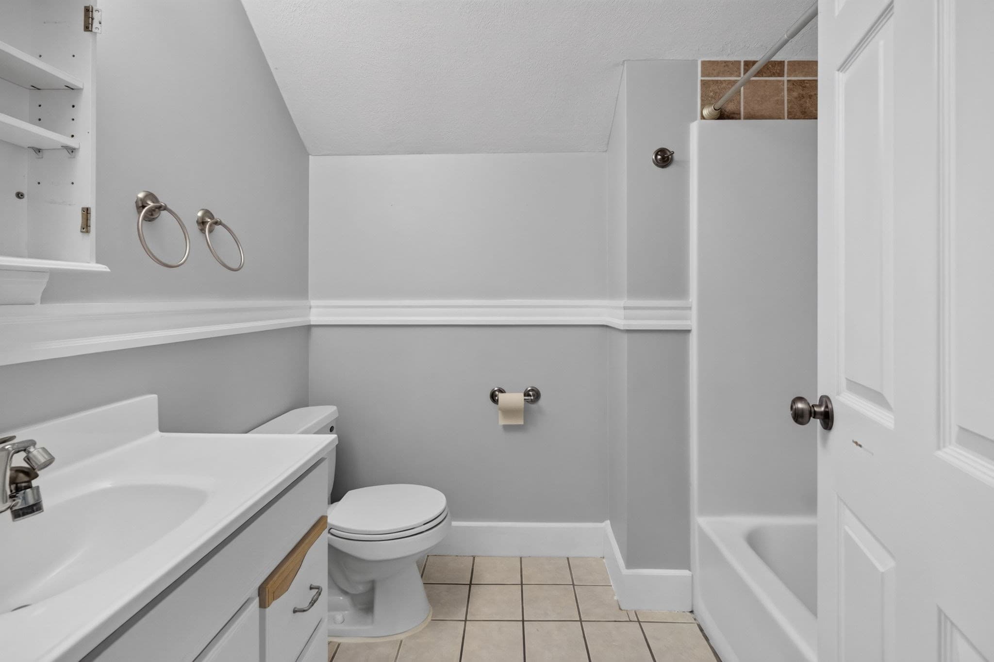 Condominium at 100 Merrimack Ave # 71, Dracut MA 01826, photo 17 of 23