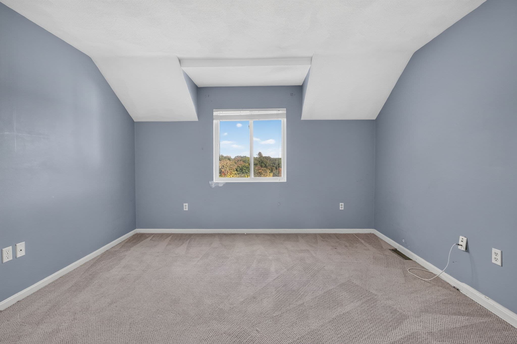 Condominium at 100 Merrimack Ave # 71, Dracut MA 01826, photo 14 of 23