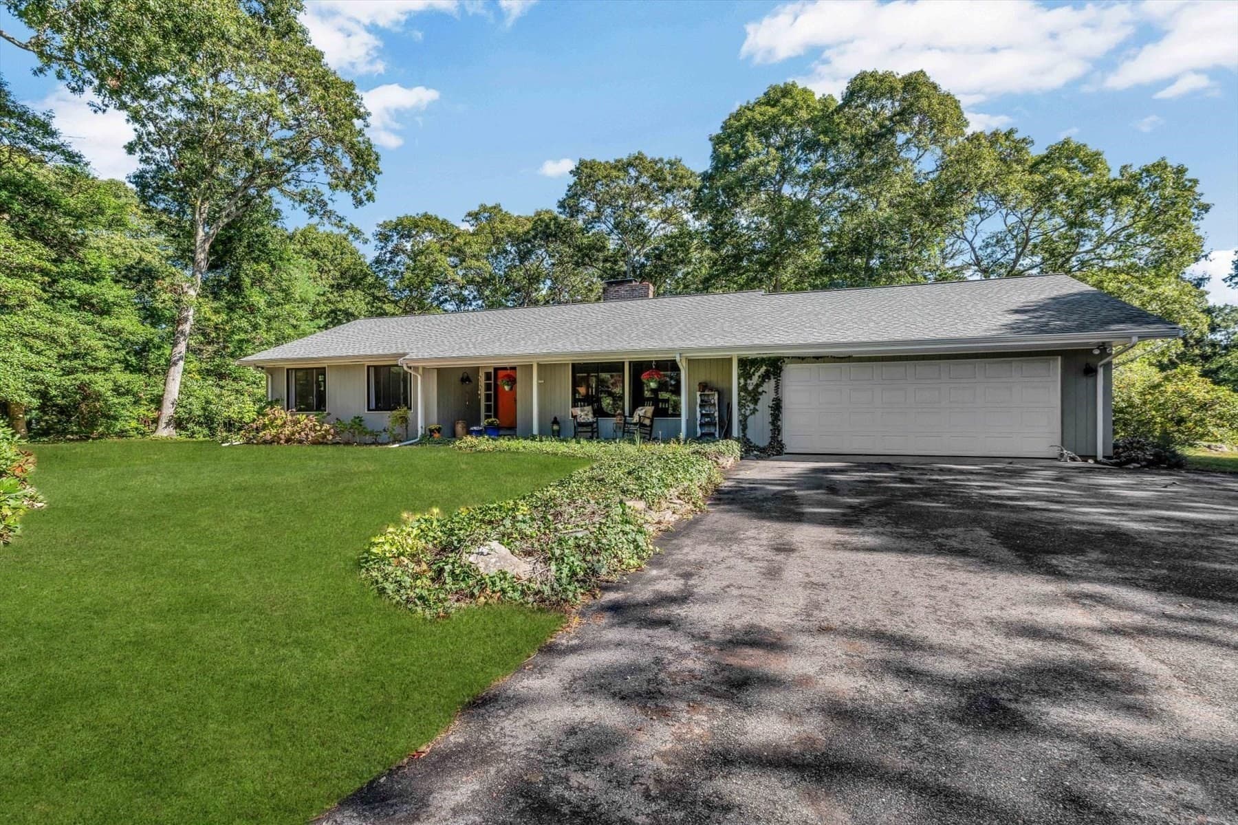 885 Shore Rd, Bourne MA 02559