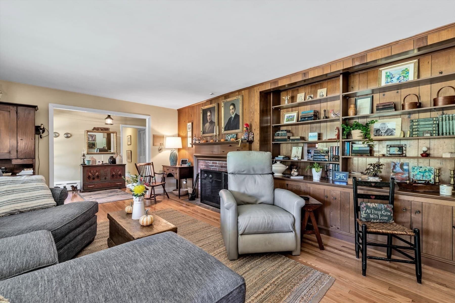 Single Family Residence at 885 Shore Rd, Bourne MA 02559, photo 5 of 36