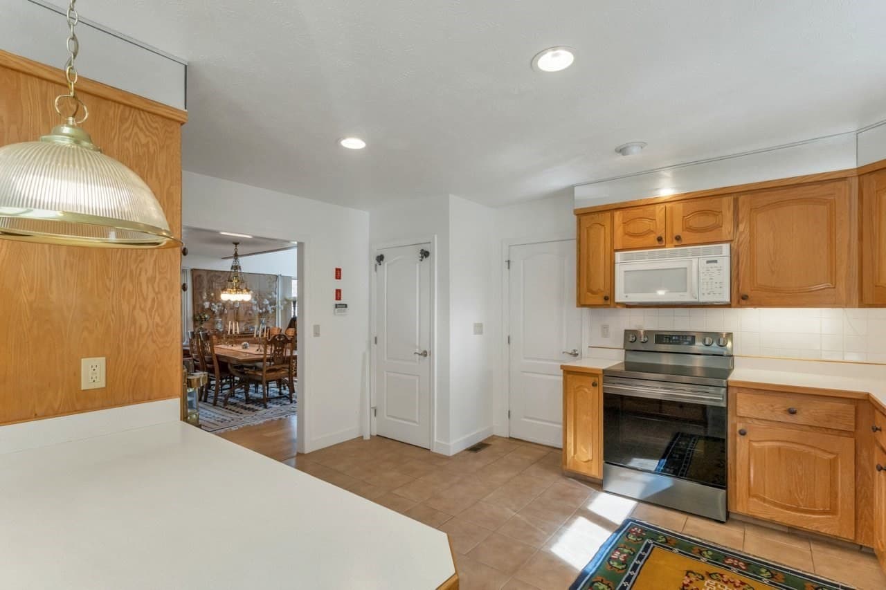 Condominium at 63 Drew Woods Drive # 63, Derry NH 03038, photo 9 of 41