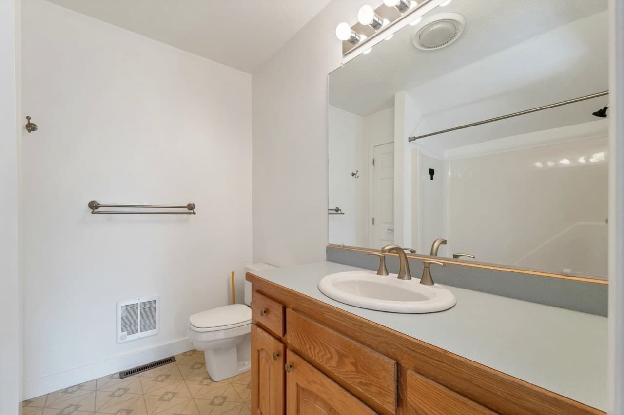 Condominium at 63 Drew Woods Drive # 63, Derry NH 03038, photo 24 of 41