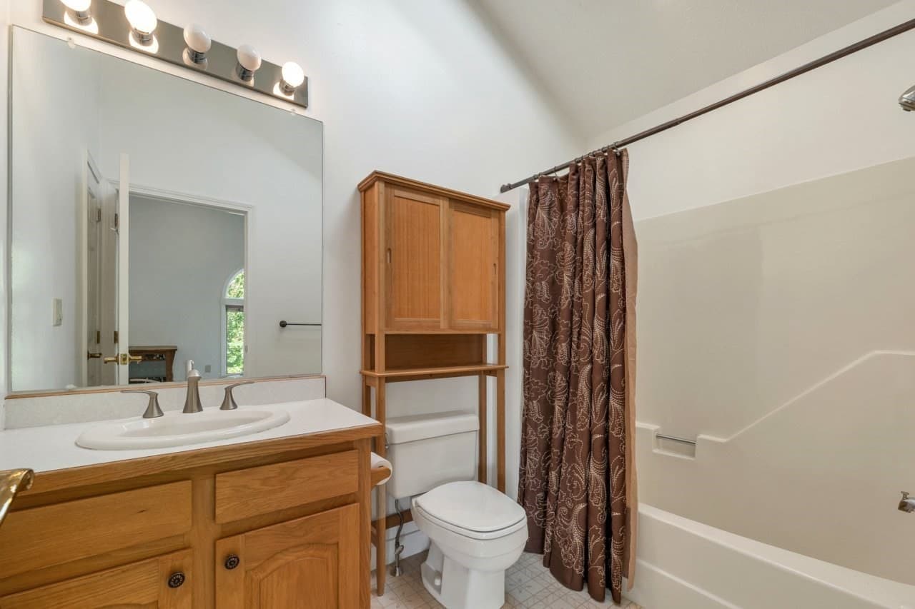Condominium at 63 Drew Woods Drive # 63, Derry NH 03038, photo 25 of 41