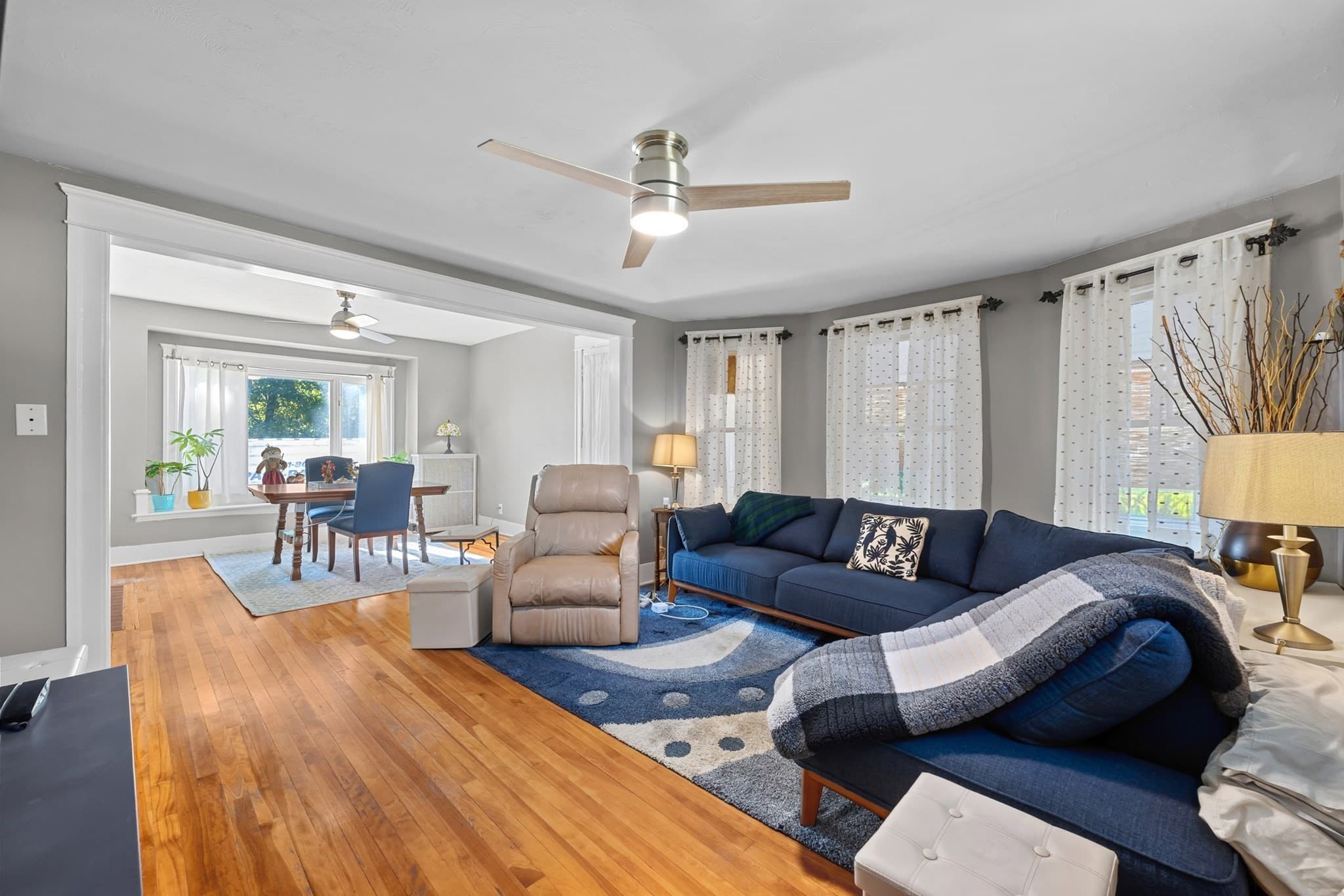 Single Family Residence at 48 Beverly Rd, Worcester MA 01605, photo 11 of 38