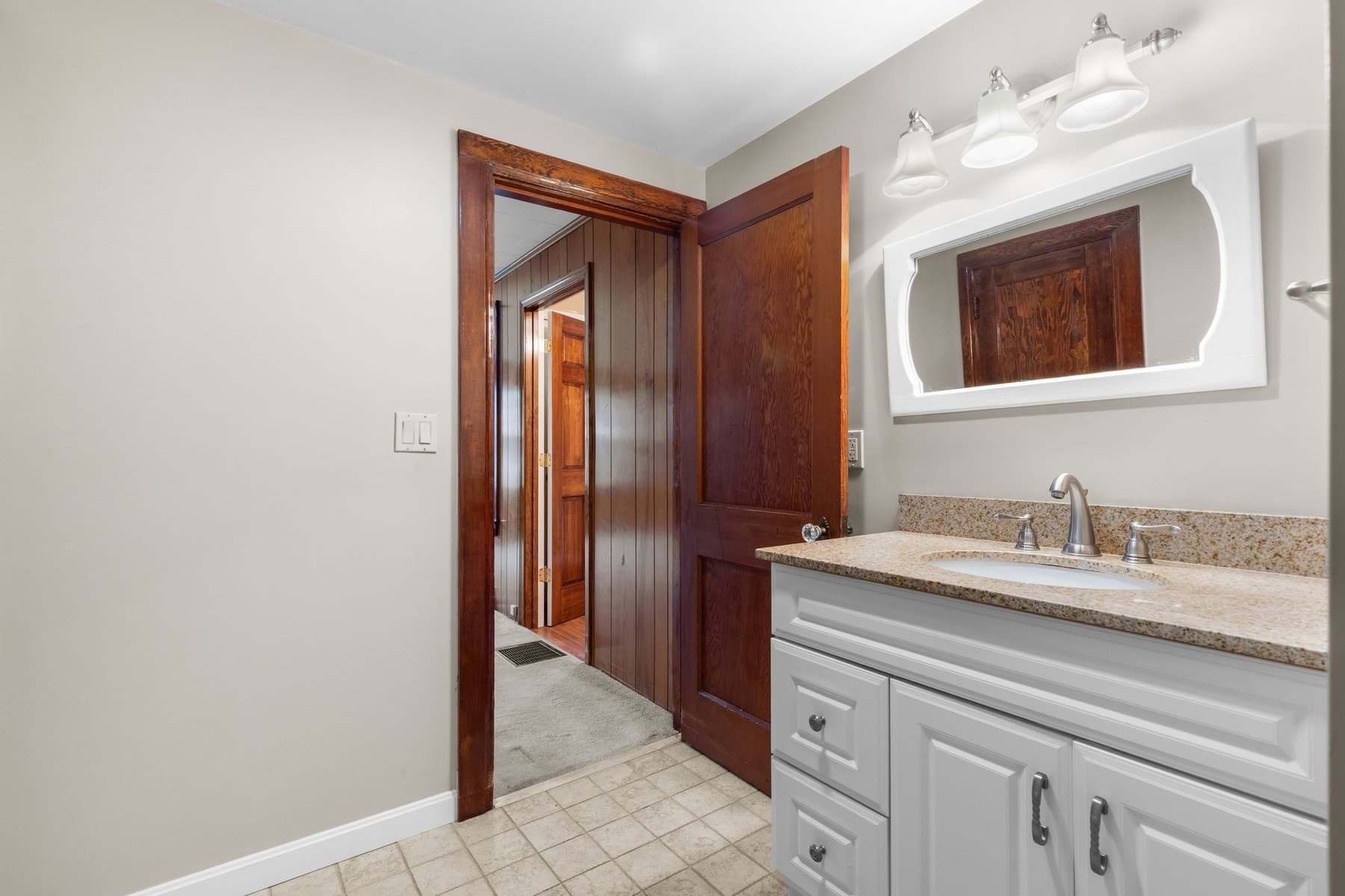 Single Family Residence at 19 Coombs Street, Middleboro MA 02346, photo 17 of 37