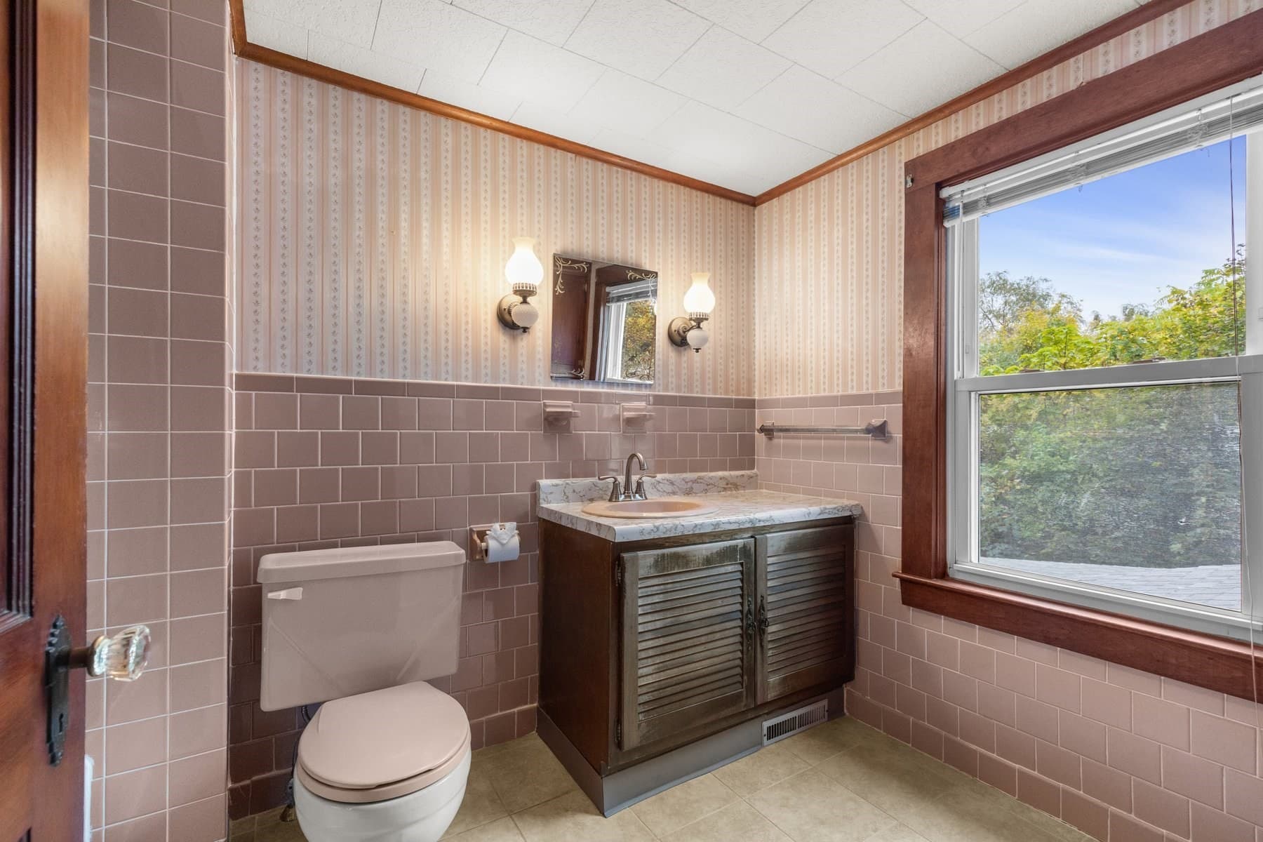 Single Family Residence at 19 Coombs Street, Middleboro MA 02346, photo 31 of 37