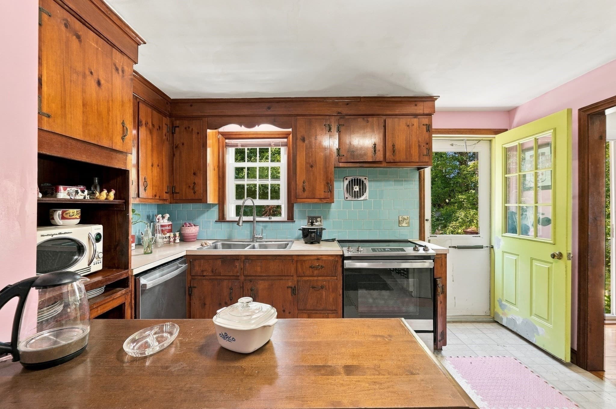 Single Family Residence at 15 Homestead Rd, Middleboro MA 02346, photo 12 of 34