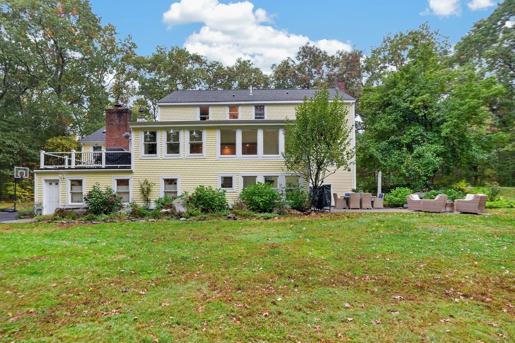Single Family Residence at 122 Prides Crossing Rd, Sudbury MA 01776, photo 32 of 41