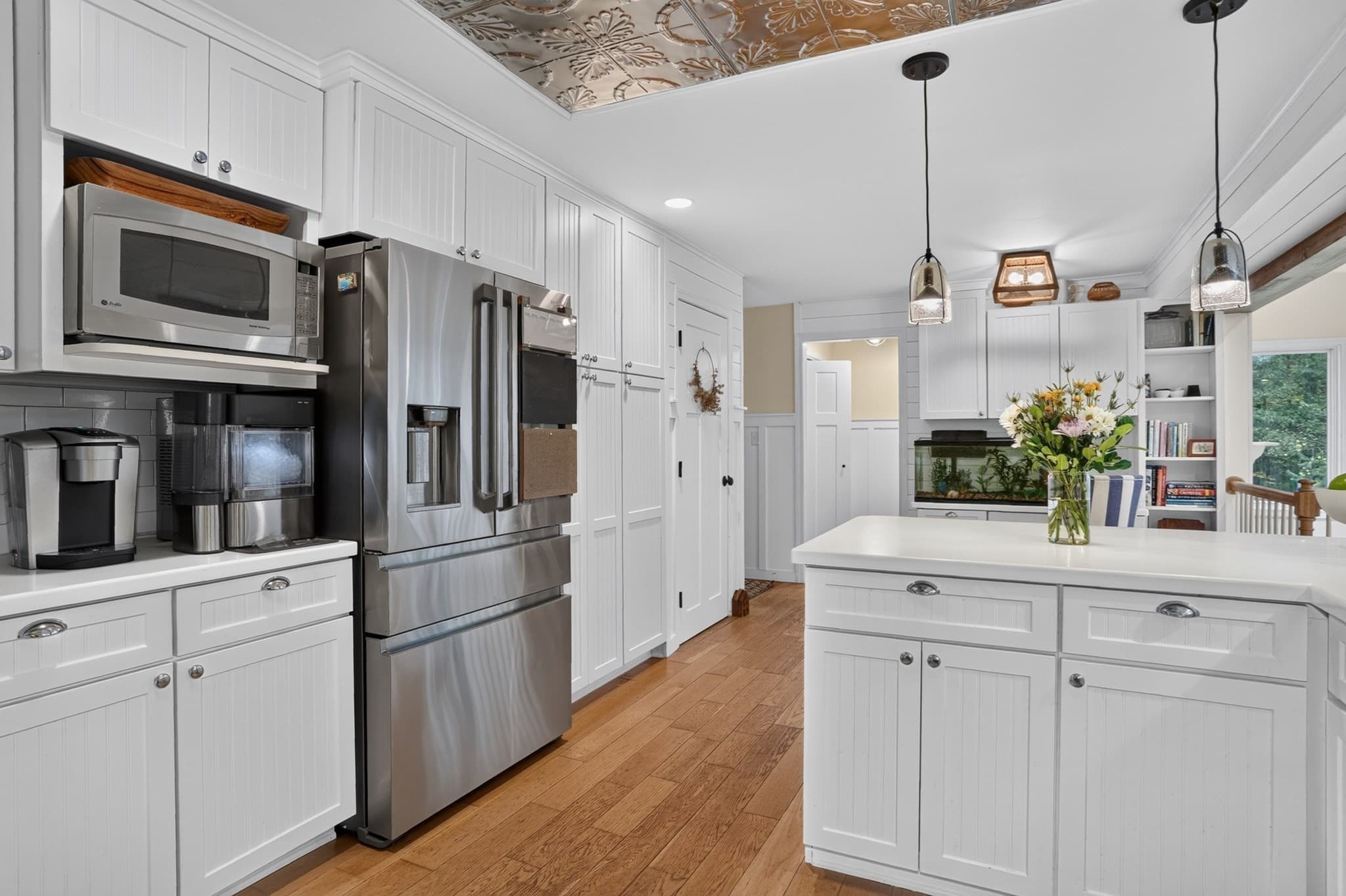 Single Family Residence at 122 Prides Crossing Rd, Sudbury MA 01776, photo 10 of 41