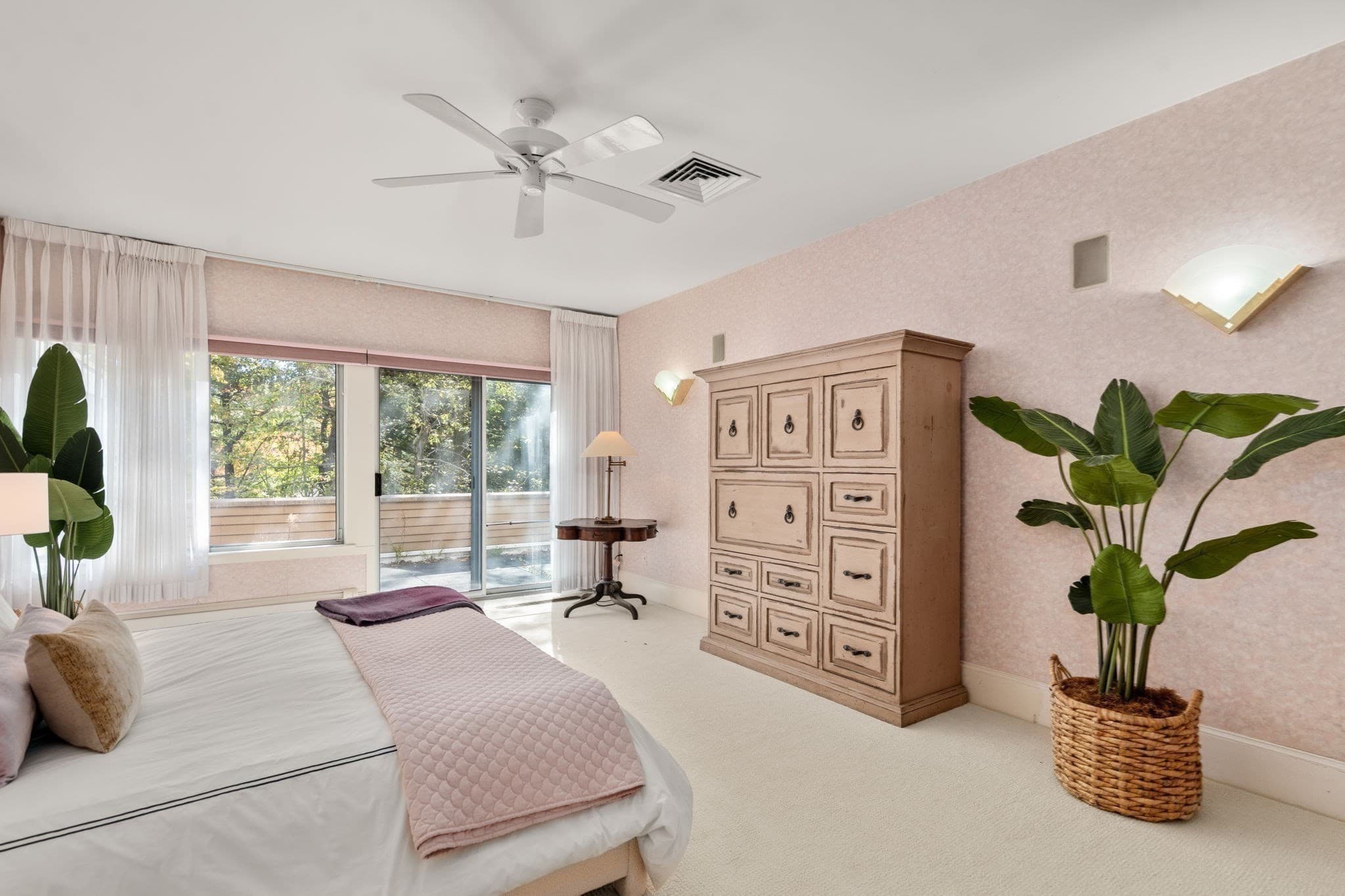 Condominium at 210 Allandale Road # 1C, Boston MA 02467, Boston, photo 16 of 27