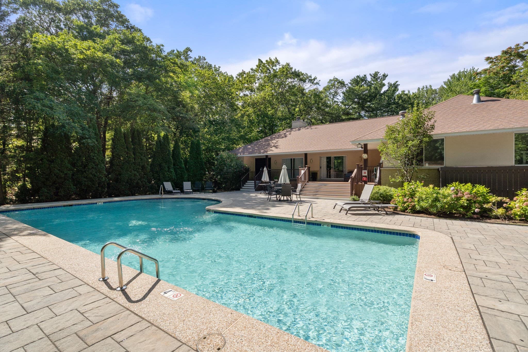 Condominium at 210 Allandale Road # 1C, Boston MA 02467, Boston, photo 24 of 27