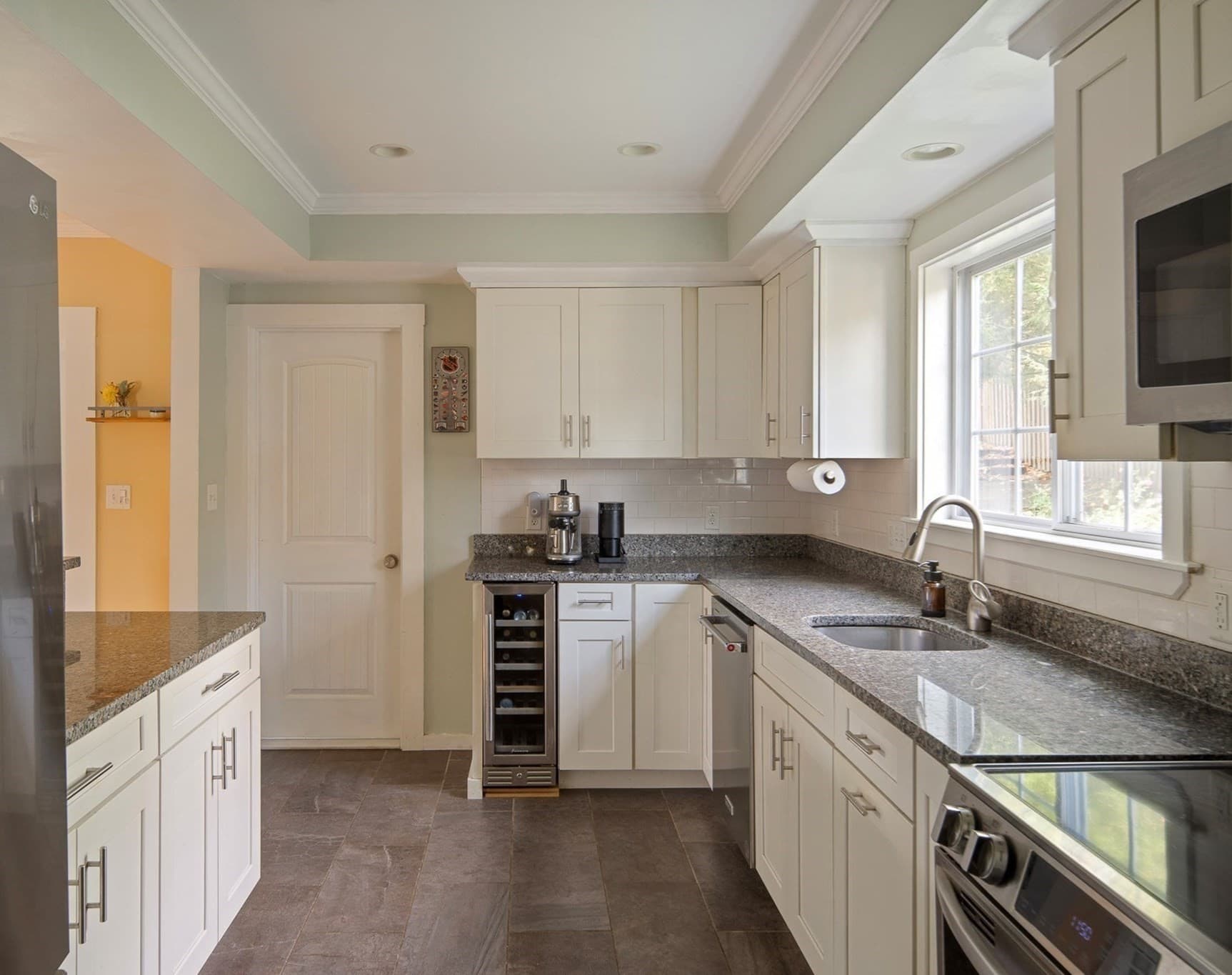 Single Family Residence at 89 Green St, Wakefield MA 01880, photo 4 of 26