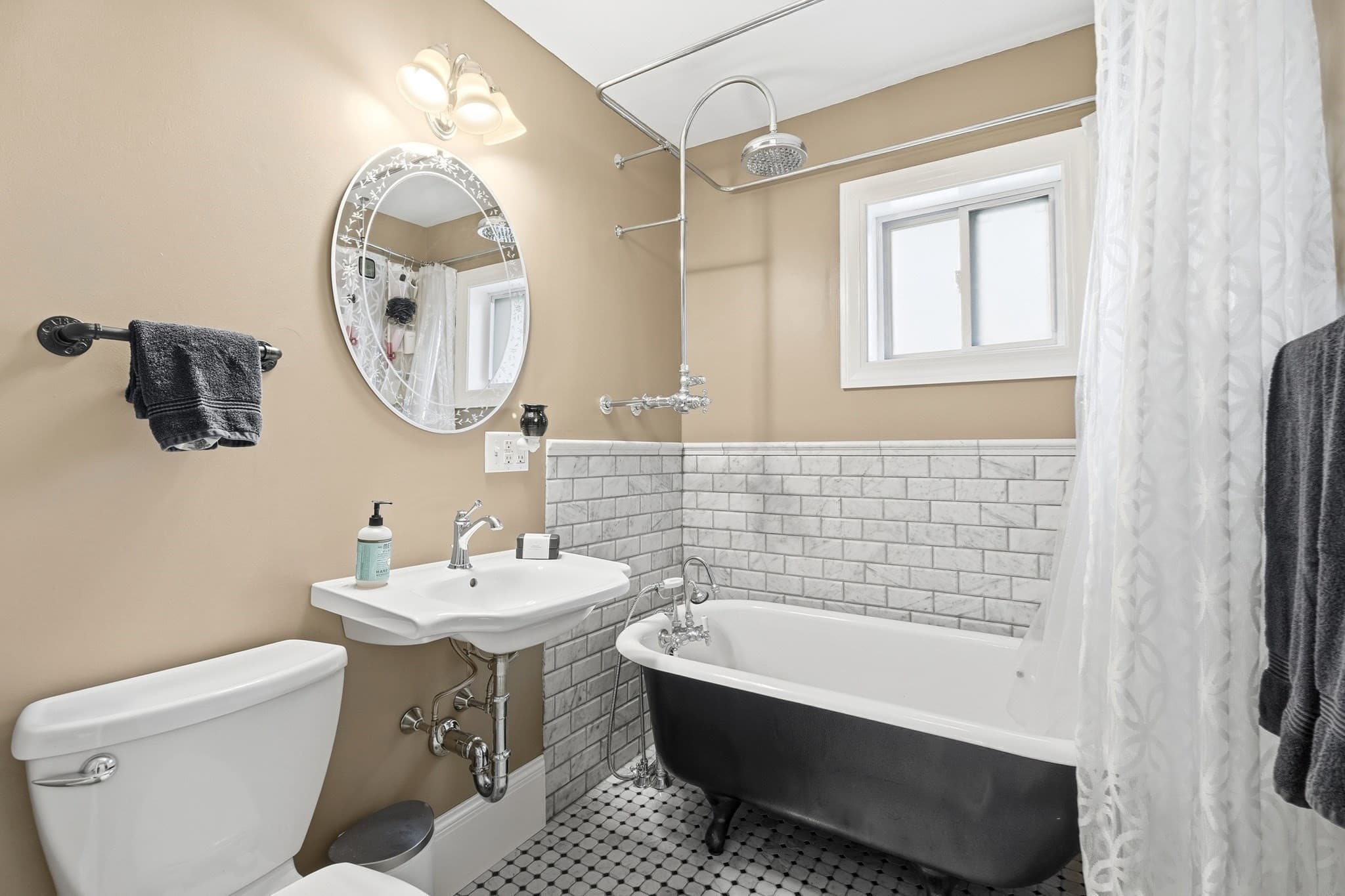 Single Family Residence at 179 Cedar Street, Haverhill MA 01830, photo 20 of 29