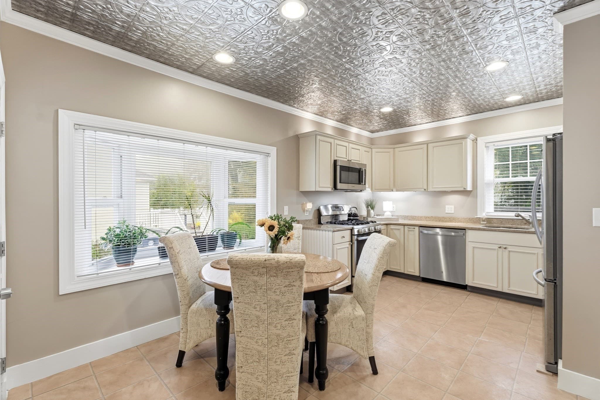 Single Family Residence at 179 Cedar Street, Haverhill MA 01830, photo 15 of 29