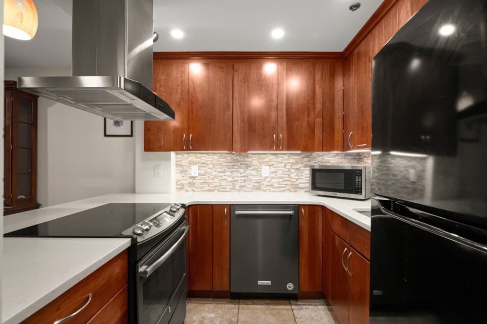 Condominium at 22 Railroad St # 314, Andover MA 01810, photo 7 of 34