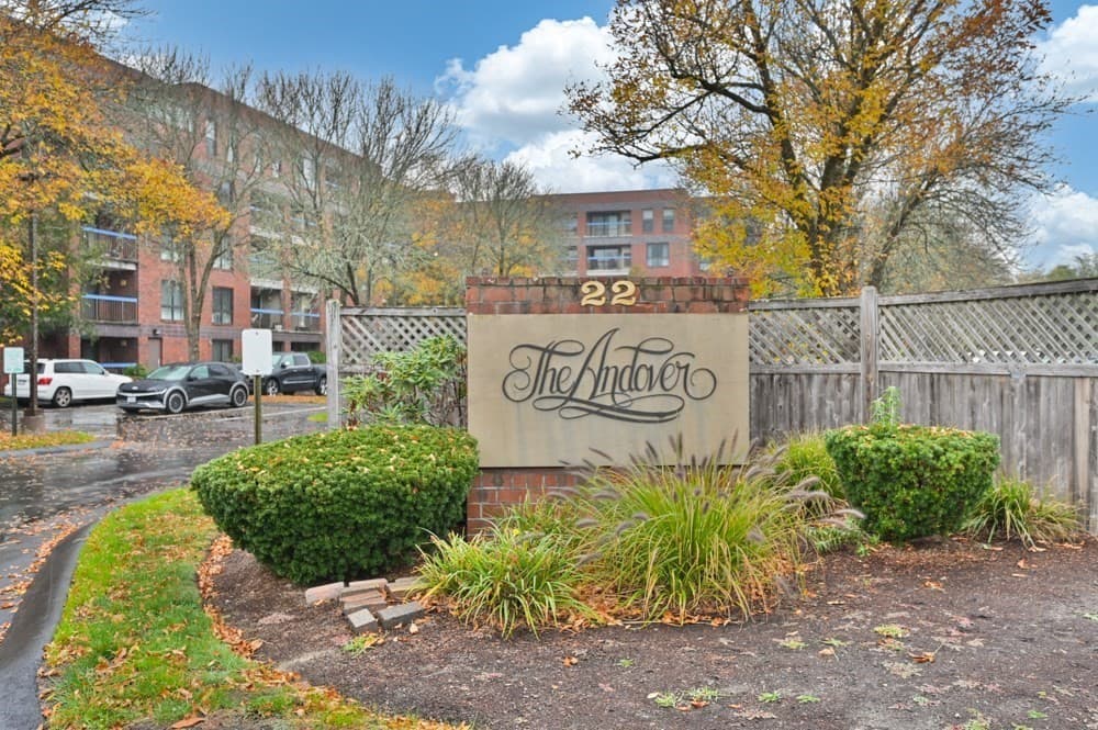 22 Railroad St # 314, Andover MA 01810