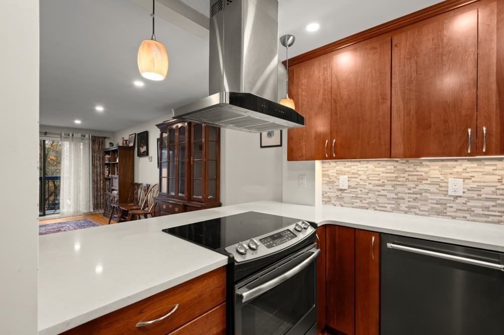 Condominium at 22 Railroad St # 314, Andover MA 01810, photo 8 of 34