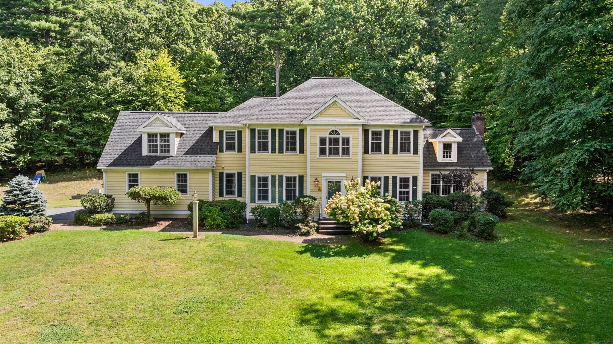 101 Schoolhouse Ln, Boxborough MA 01719