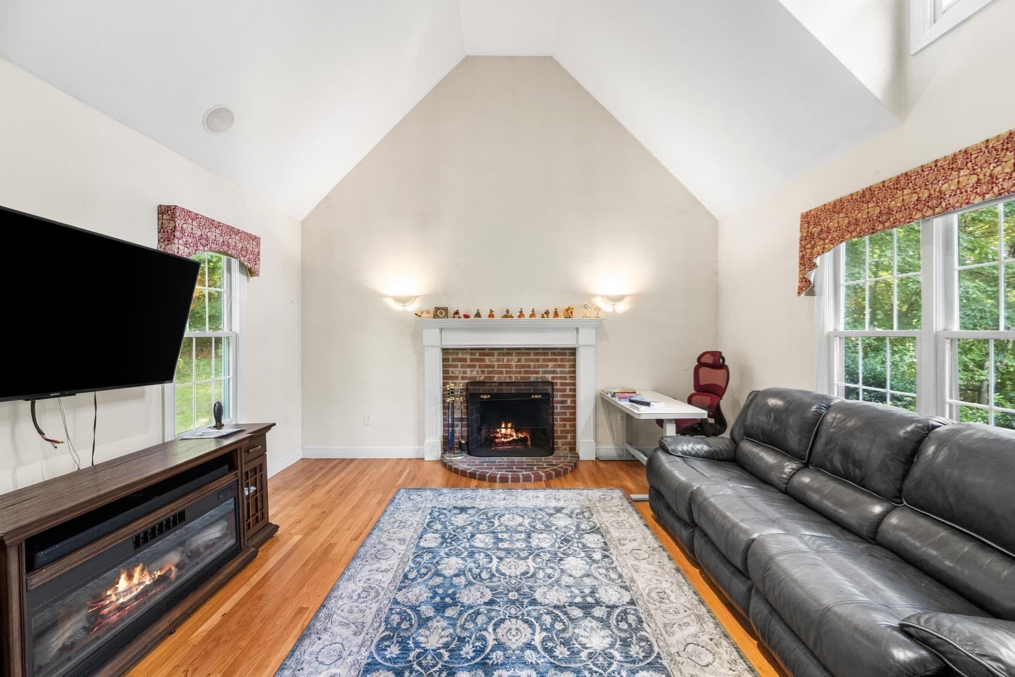 Single Family Residence at 101 Schoolhouse Ln, Boxborough MA 01719, photo 20 of 38