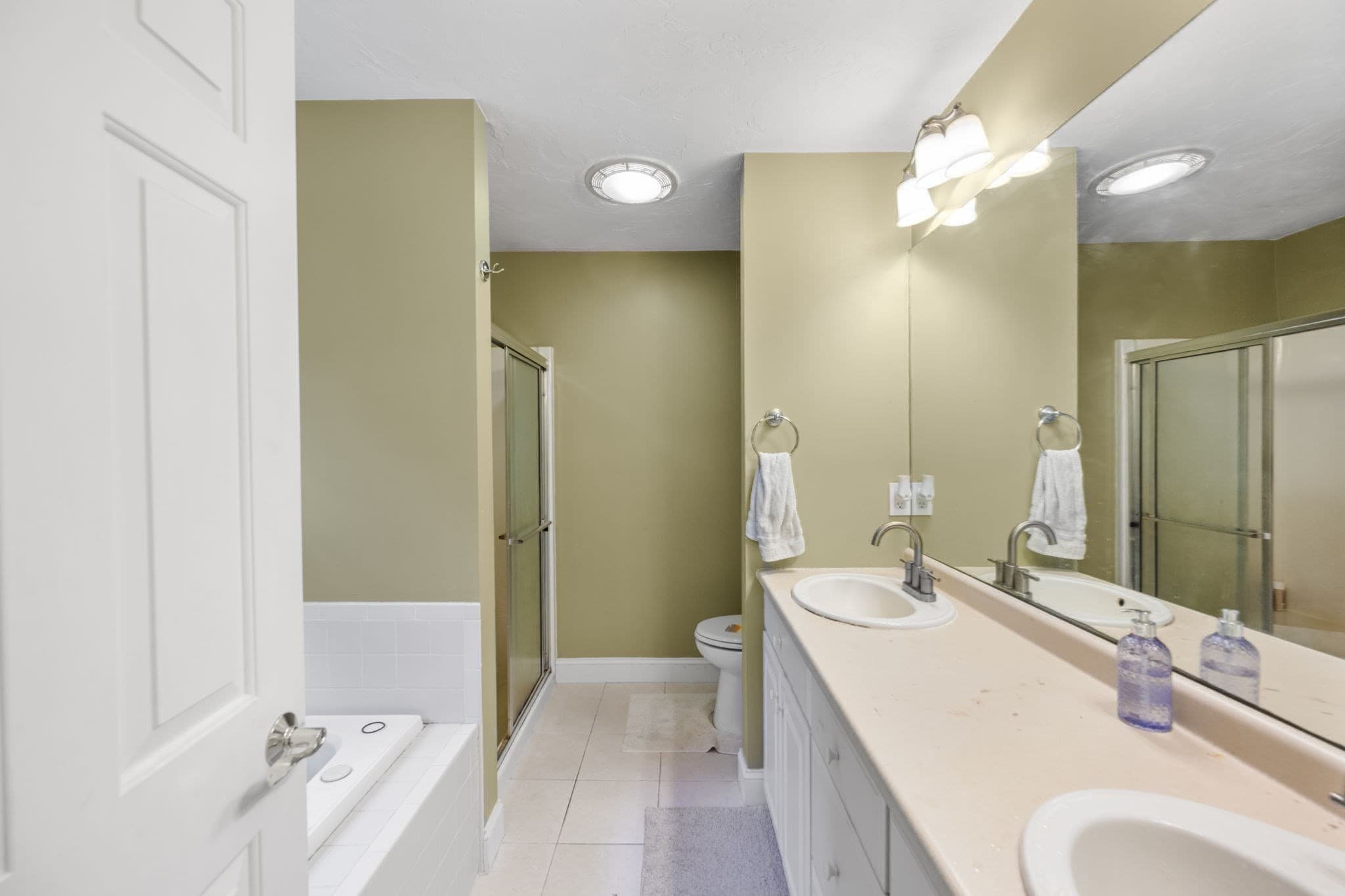 Single Family Residence at 101 Schoolhouse Ln, Boxborough MA 01719, photo 29 of 38