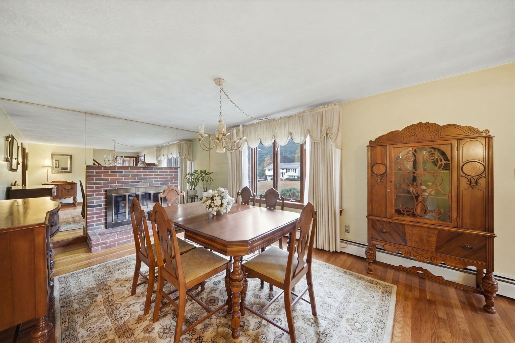 Single Family Residence at 15 Regis Rd, Tewksbury MA 01876, Tewksbury, photo 3 of 42