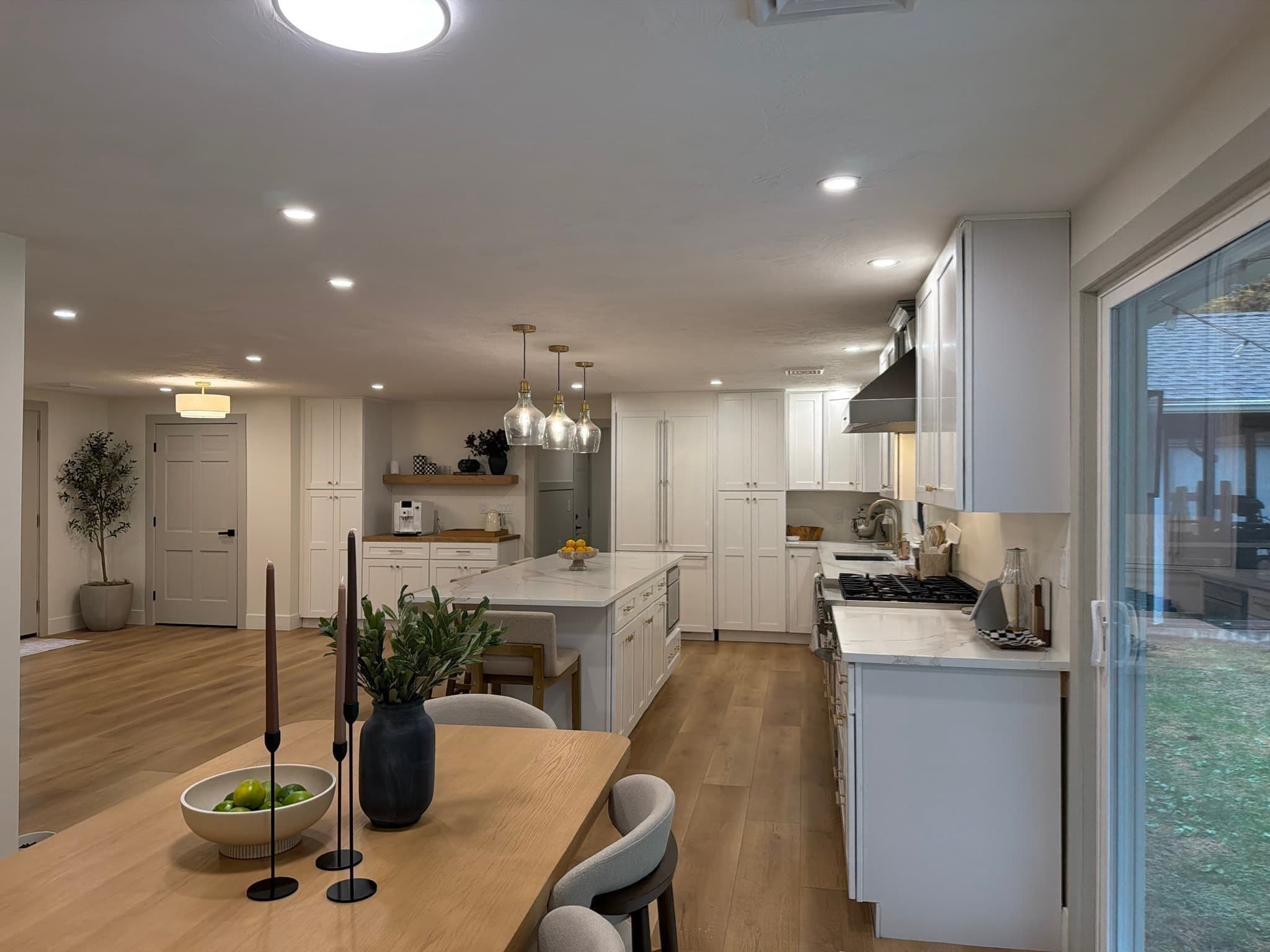 Single Family Residence at 91 Hartwell Ave, Littleton MA 01460, photo 6 of 32