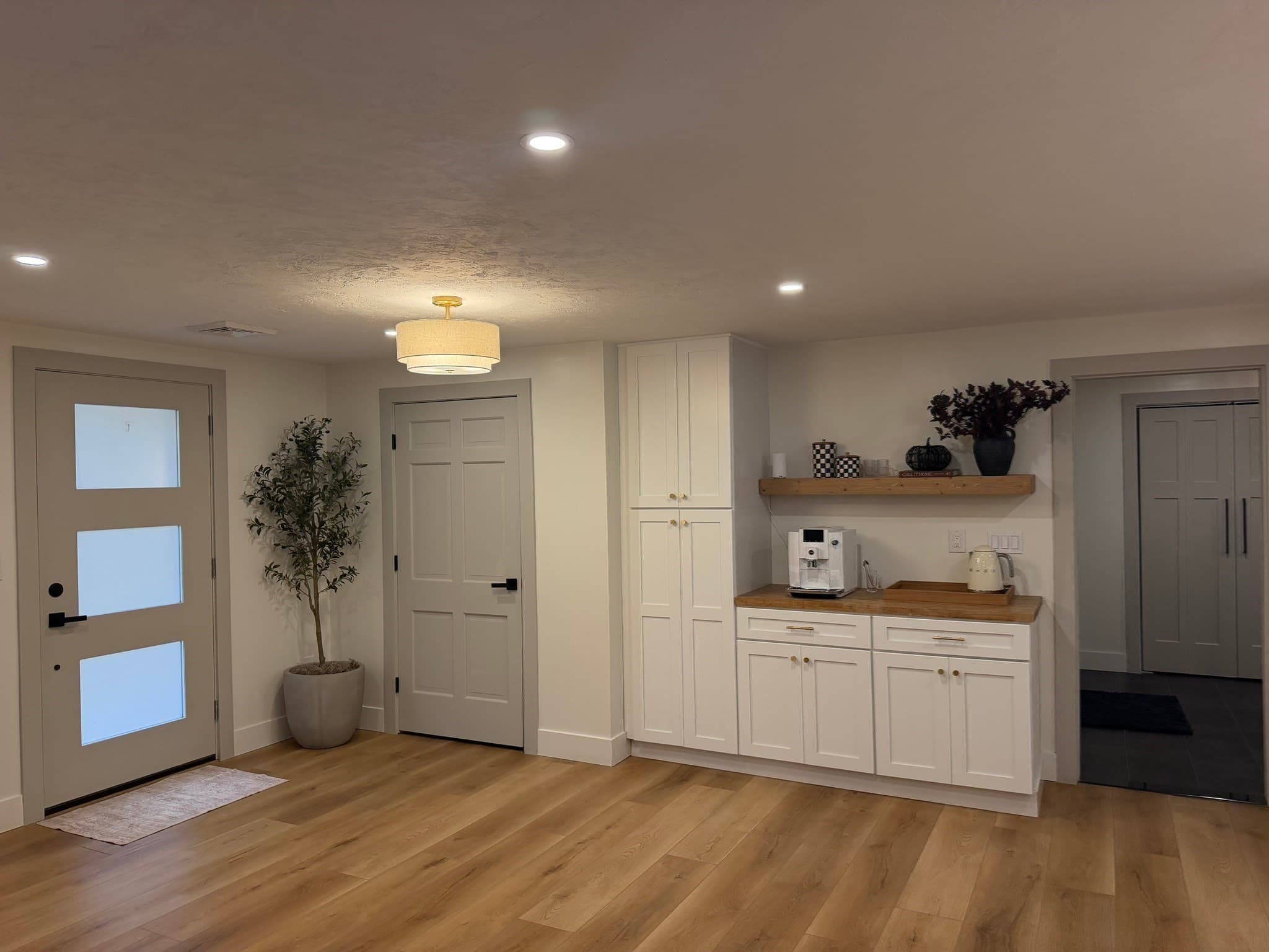 Single Family Residence at 91 Hartwell Ave, Littleton MA 01460, photo 9 of 32