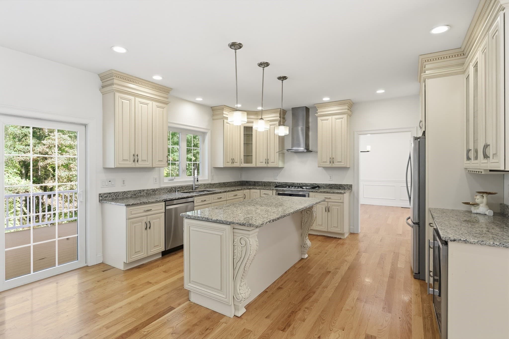 Single Family Residence at 27 Mcintosh Ln, Littleton MA 01460, photo 7 of 41