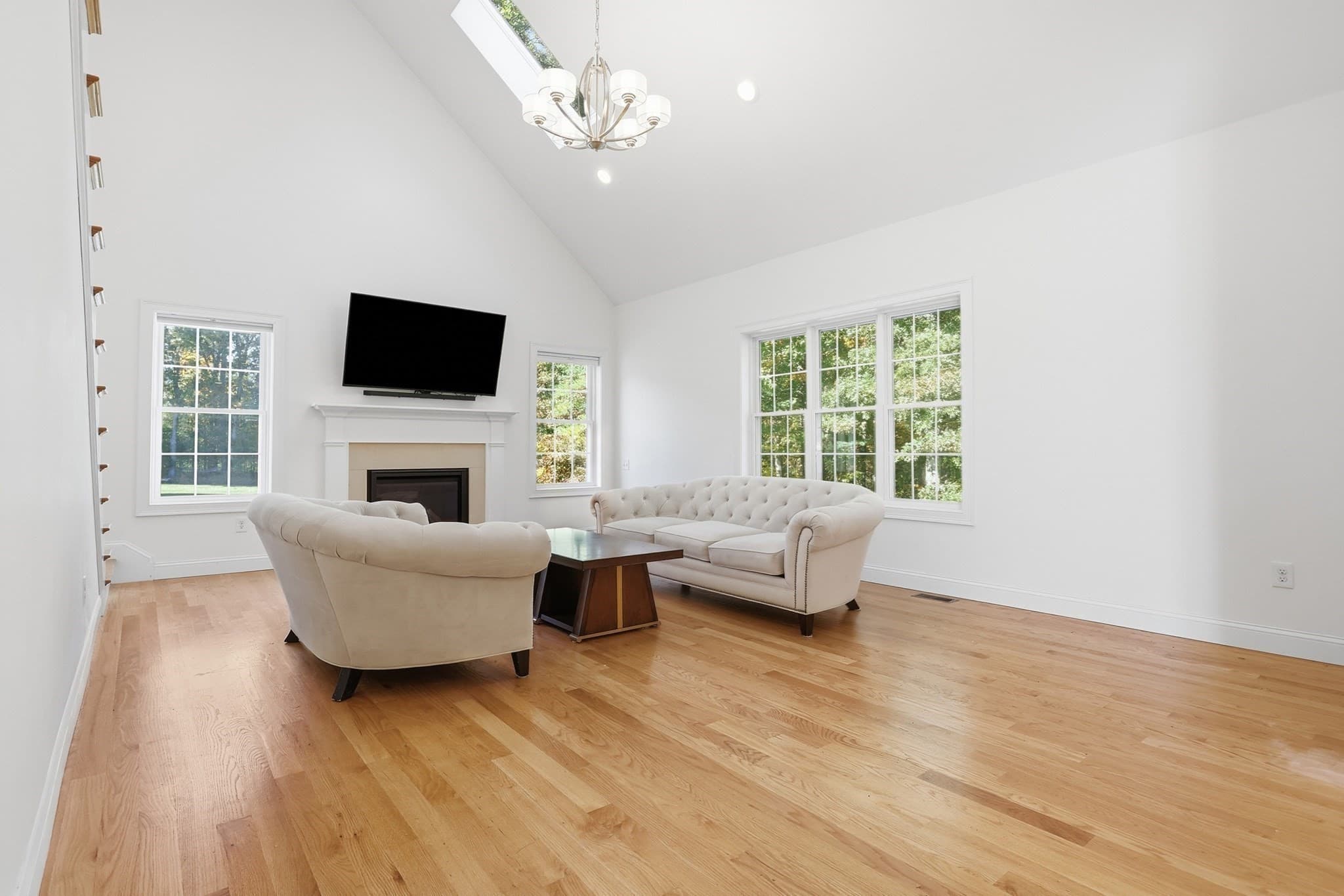 Single Family Residence at 27 Mcintosh Ln, Littleton MA 01460, photo 18 of 41