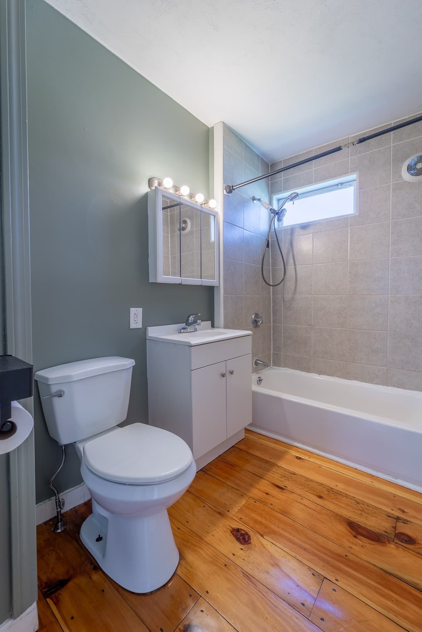 Multi Family at 12 Chrome St, Worcester MA 01604, Worcester, photo 18 of 35