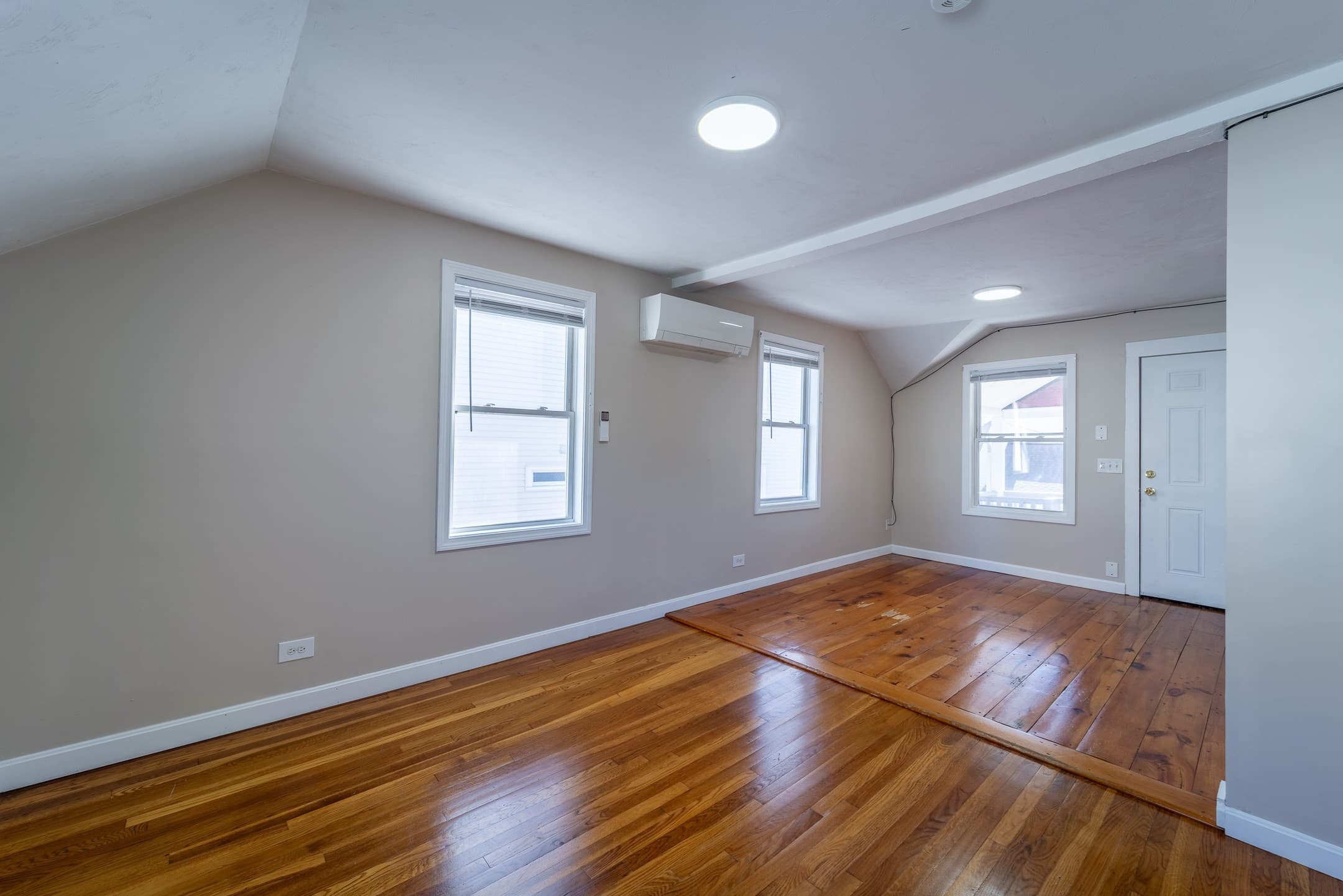 Multi Family at 12 Chrome St, Worcester MA 01604, Worcester, photo 19 of 35